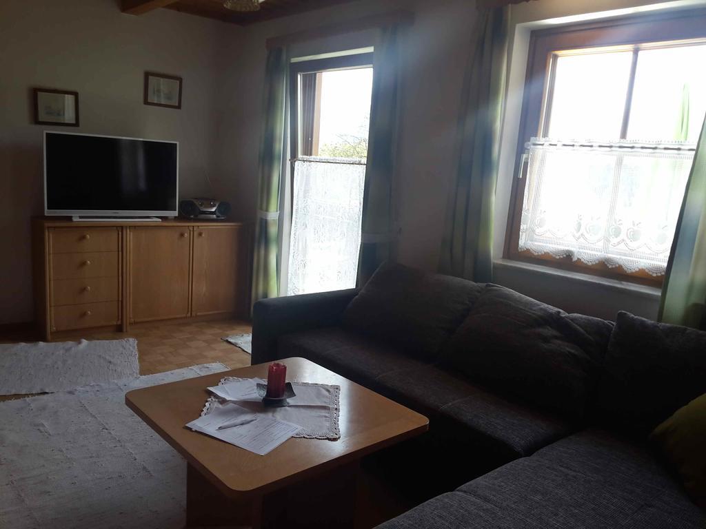 Warmuth Apartment *